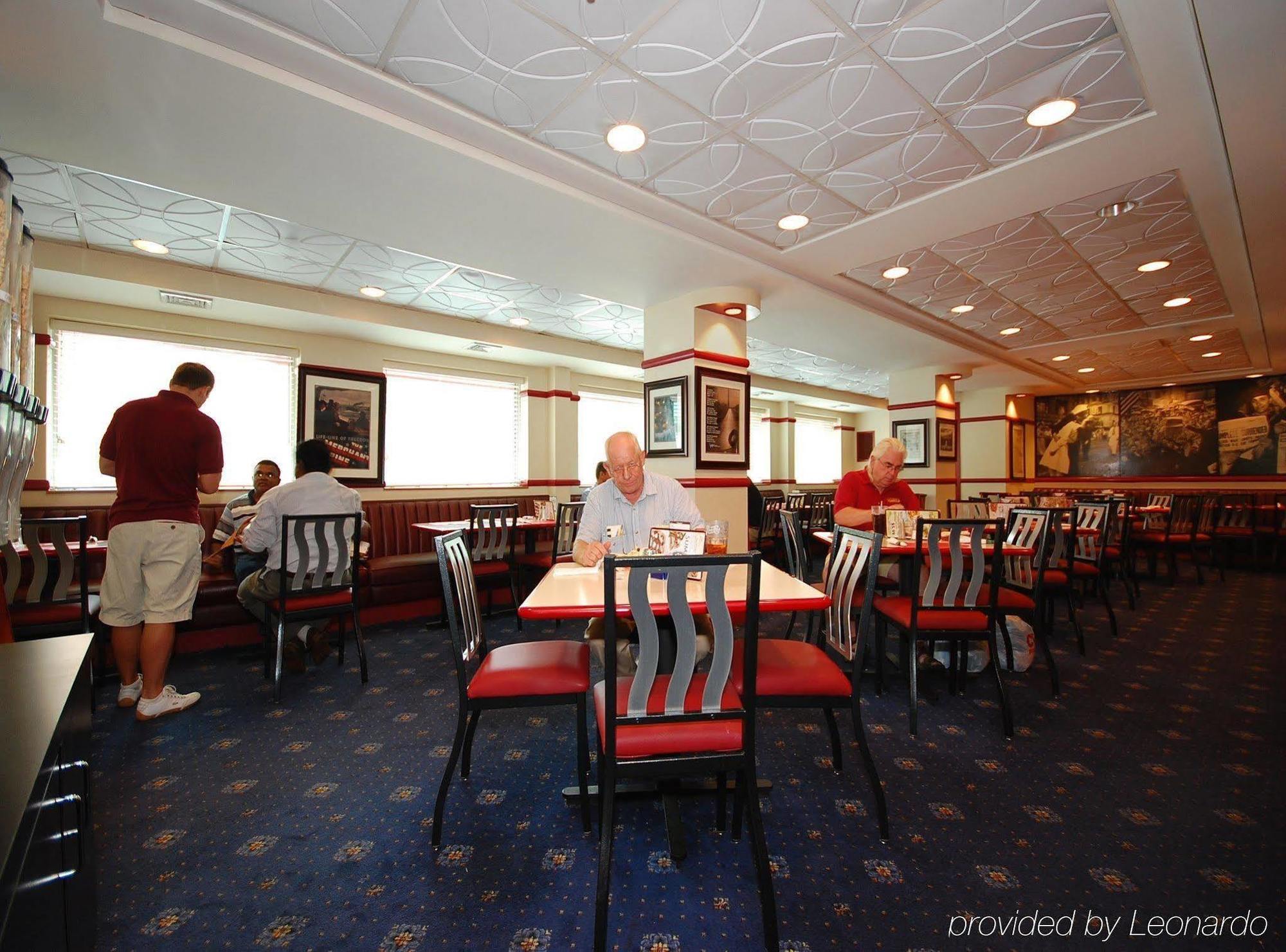 Hotel Quality Iwo Jima Arlington