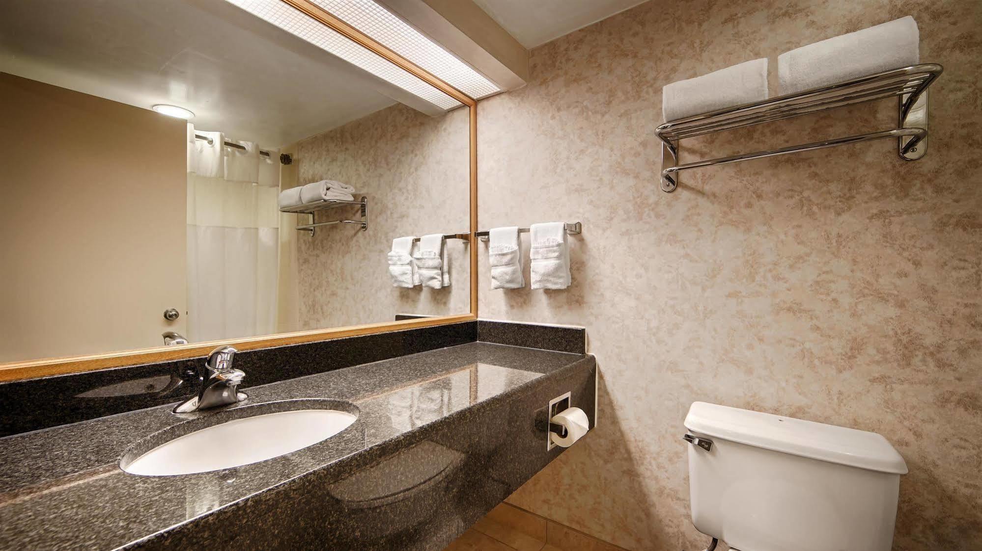 Quality Iwo Jima Hotel Arlington